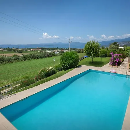 Prefontana With Pool